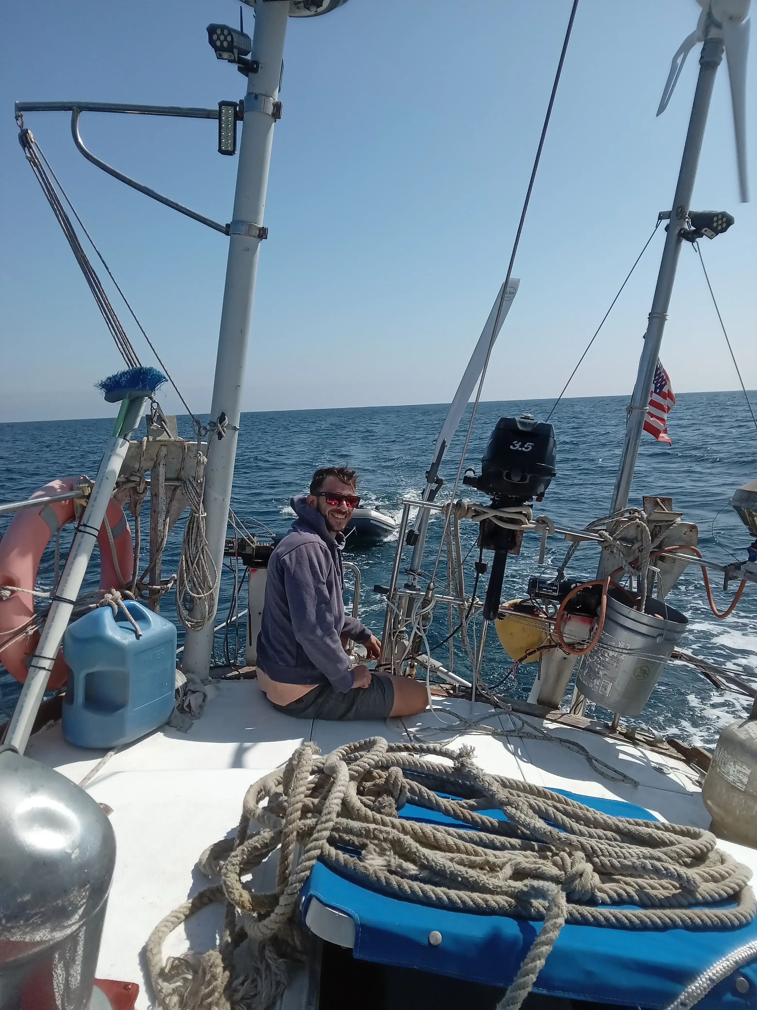 Windvane compared to electronic autopilot