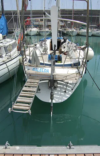 Securely bolted windvane frame designed to withstand rough seas