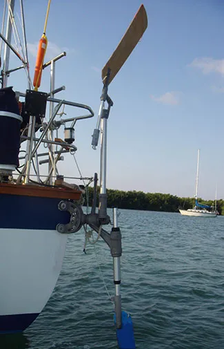 Corrosion-resistant anodized aluminum components of the wind paddle