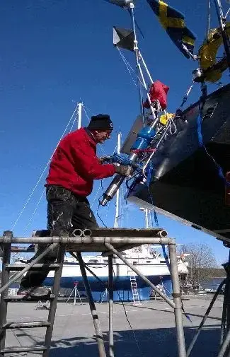 Structural integrity of the horizontal vane axis mechanism